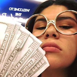 Meet your Posher, Daisy